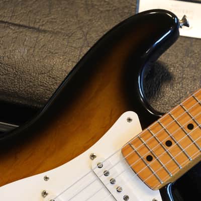 1994 Fender Limited Edition 40th Anniversary 1954 Reissue Collectors Model Stratocaster w/ Maple FB Electric Guitar 2-Color Sunburst + COA OHSC image 3