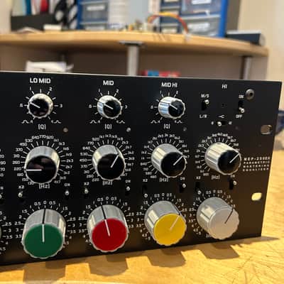 DIY-Racked MQ5 2020 - Black image 4