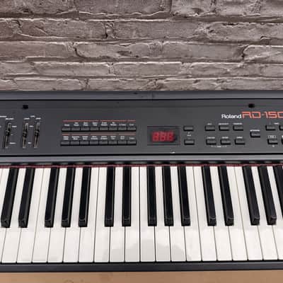 Roland RD-150 88-Key Digital Stage Piano w/ Roland Sustain Pedal & Samson Headphones | Made in Italy image 4