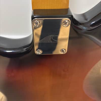 Fender Vintera '60s Jaguar with Pau Ferro Fretboard 2019 - 2023 - 3-Color Sunburst - Upgraded image 4