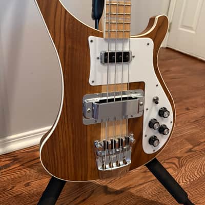 Rickenbacker 4003W Walnut 2017 - Mint image 8