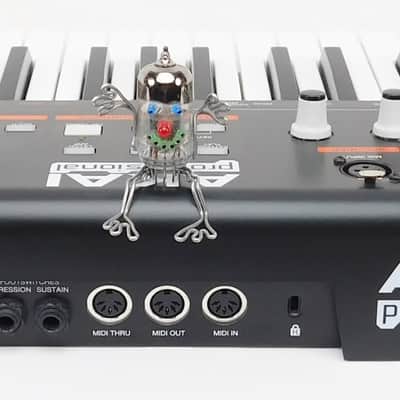 AKAI Miniak Synthesizer Keyboard + Fast Neuwertig + OVP + 1.5Jahre Garantie image 8