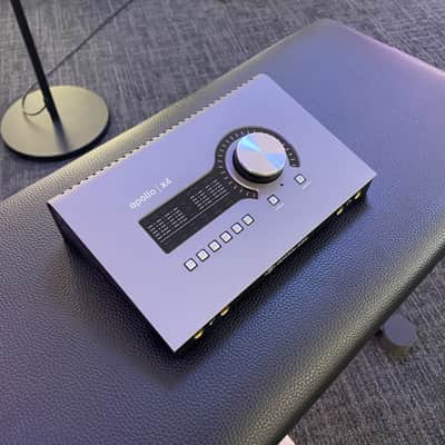 Universal Audio Apollo x4 QUAD Heritage Edition Thunderbolt 3 Audio Interface 2020 - Present - Gray image 3