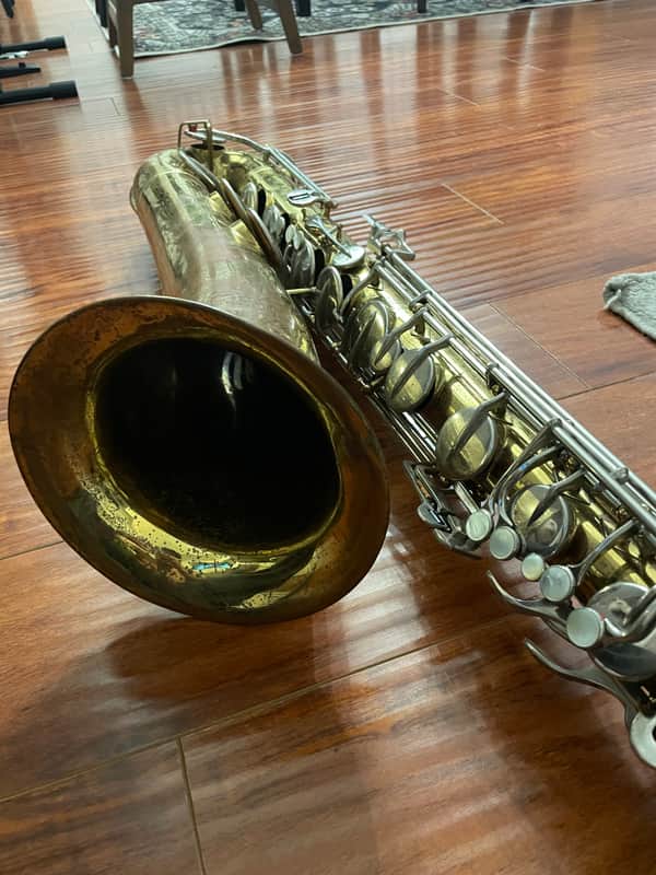 Selmer / Bundy Baritone Saxophone 1975 - Gold image 1