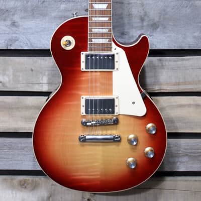 Used (2023) Les Paul Standard '60s Electric Guitar Cherry Sunburst with Original Hardshell Case image 1