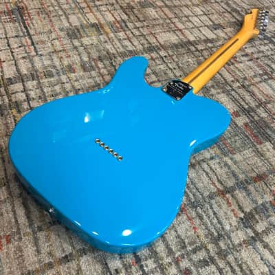 Fender American Professional II Telecaster with Maple Fretboard 2020 - Present - Miami Blue image 6