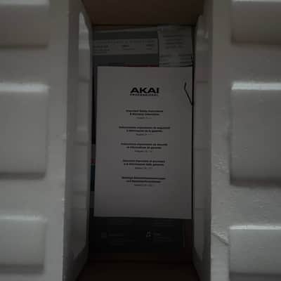 Akai MPC One Standalone MIDI Sequencer 2020 - Present - Black image 8
