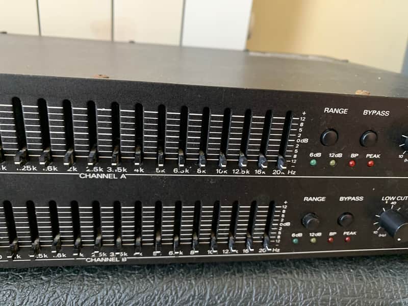 Roland EQ-231 Equalizer | Reverb