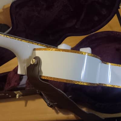 Gretsch G6136TG Players Edition Falcon Hollow Body with Bigsby 2021 - Present - White image 10