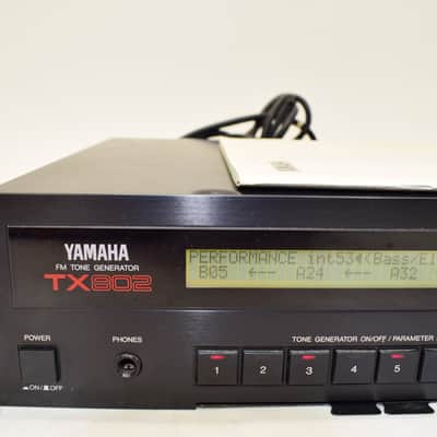 Immagine Yamaha TX802 FM Tone Generator Synthesizer - 4