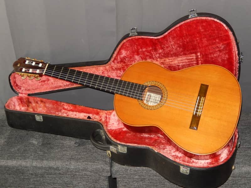 BARGAIN - YUKINOBU CHAI NP30S 1982 - IGNACIO FLETA CLASS CLASSICAL CONCERT GUITAR - CEDAR/BRAZILIAN ROSEWOOD image 1