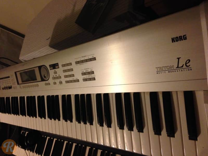Korg Triton LE 76-Key 62-Voice Polyphonic Workstation (2000 - 2002) image 2