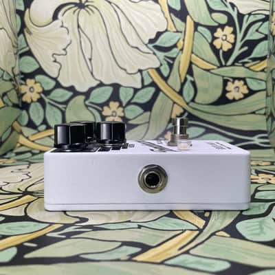Greer Amps Tomahawk-White/Black image 5
