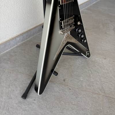 Epiphone Brent Hinds Signature Flying V Custom 2016 - 2019 - Silver Burst image 3