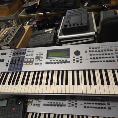 Yamaha Motif ES 6 Production Synthesizer 2000s - Local Pickup Only