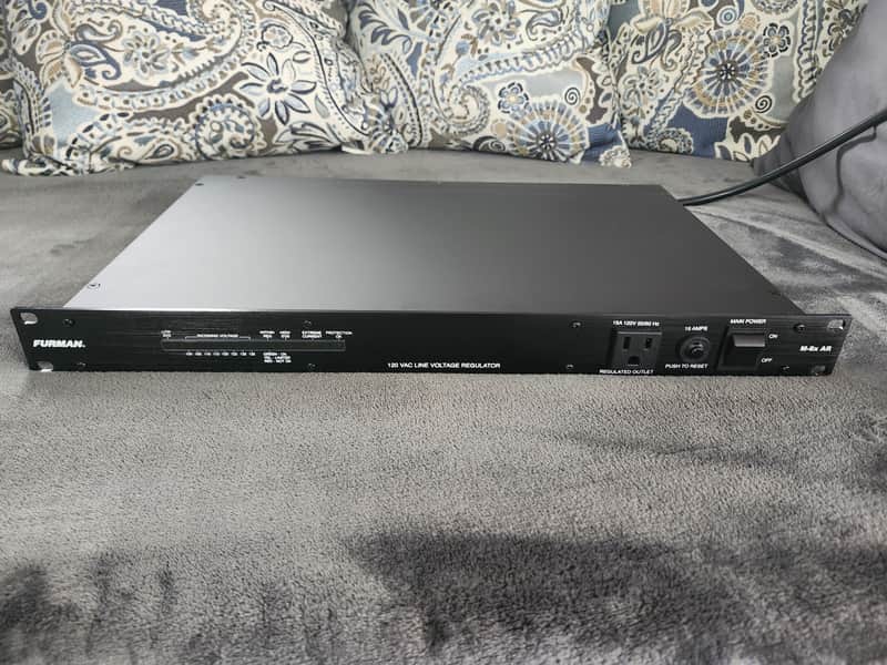 Furman M-8X AR Voltage Regulator - Black - EXCELLENT - FREE SHIPPING! image 1