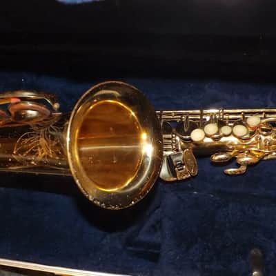 Conn Director Alto Saxophone, USA, Good Condition with case neck mouthpiece image 4