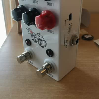 JHS Spring Tank Reverb 2024 - Present - White image 9