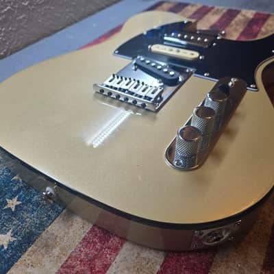 Squier CONTEMPORARY TELECASTER MODIFIED - SHORELINE GOLD image 3