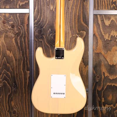 Fender American Vintage II '57 Stratocaster Vintage Blonde image 8