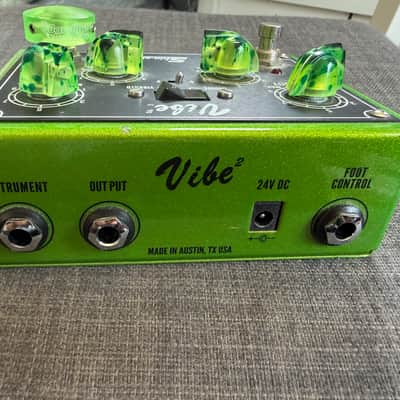 Shin-Ei Vibe2 With Foot Controller UNIVIBE image 5