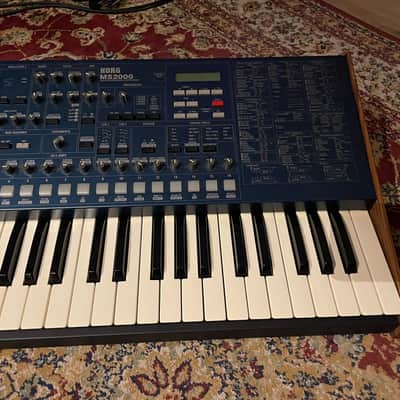 Mint Korg MS2000 - Blue image 3