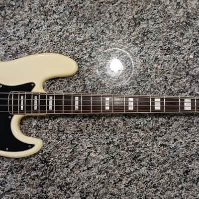 Fender Jazz Bass 1978 - Olympic White image 9