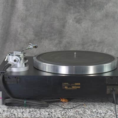 YAMAHA GT-750 Direct Drive Record Player Turntable in Very Good Condition image 12