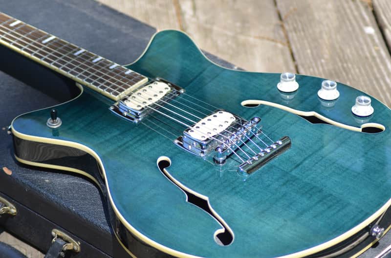 First Act Delia Semi-hollow body guitar - Model CE540 - Blue Green image 1