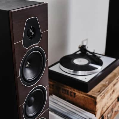 SONUS FABER Lumina III - 3-Way Floorstanding Speakers (Pair) - NEW! image 4