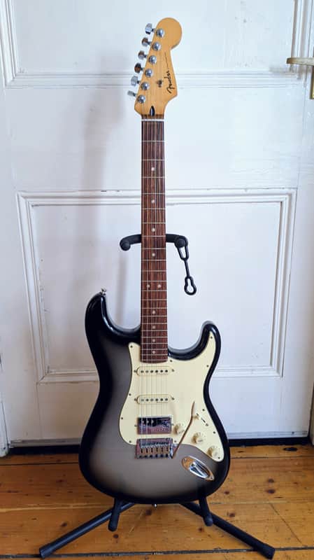 Fender Player Plus Stratocaster HSS, Silverburst Electric Guitar