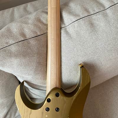 Ibanez Prestige RG657AHM-GDF 2018 - Gold Flat image 7