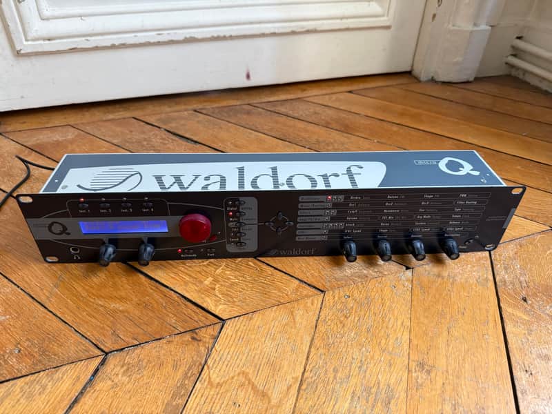 Waldorf Micro Q Phoenix Rackmount Synthesizer 1999 - 2011 - Black image 1