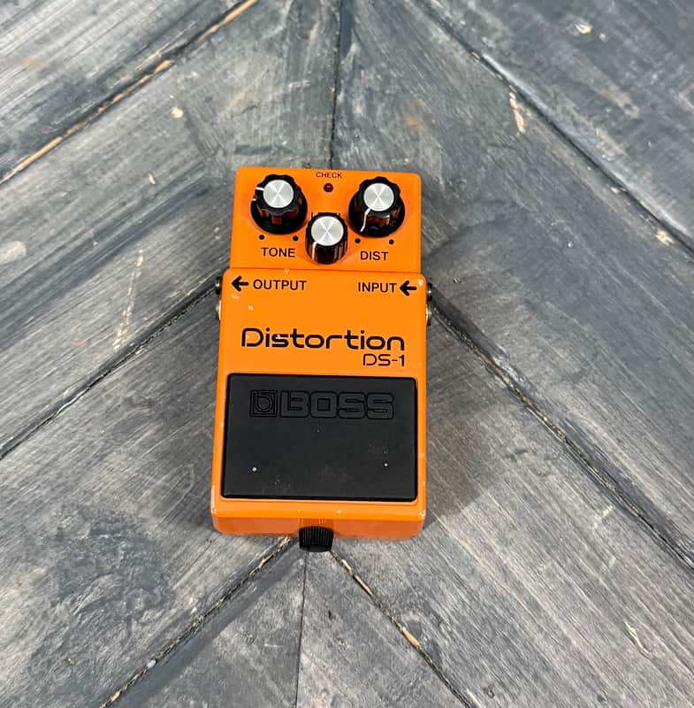 Boss DS-1 Distortion (Black Label) 1983 -Orange image 1
