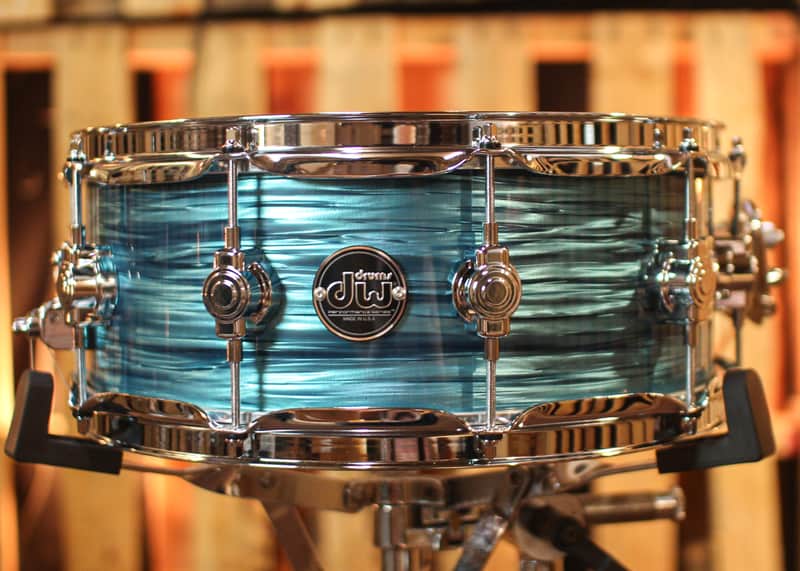 DW Performance Turquoise Oyster Snare Drum - 5.5x14 image 1