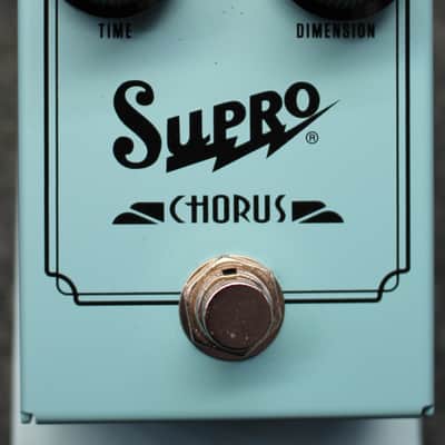 Supro 1307 Analog Chorus Guitar Effects Pedal image 1