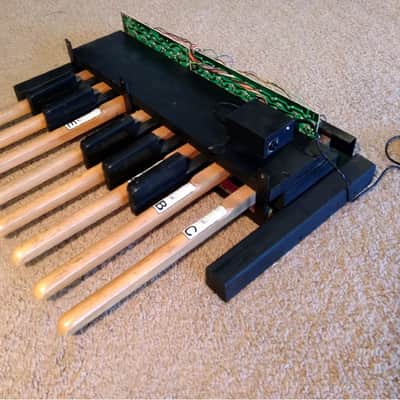 Ready to Play ! Budget 13 Note Midi Bass Pedals - DIY - Power Supply Included image 1