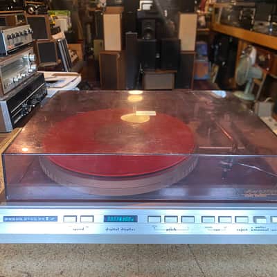 Marantz 6370Q Quartz Locking Turntable image 3