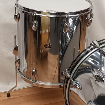Slingerland 1970s Chrome Over Wood 3 Piece Kit- 12″/16″/20″ image 5