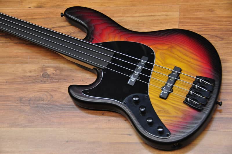 Sandberg California TT4 Fretless Left handed 3 Color Sunburst image 1