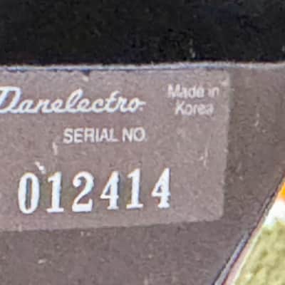 Danelectro '56 Pro 2005 - Cream image 12