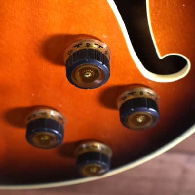 Ibanez GB-10 "George Benson Signature" 2000s - Sunburst image 11