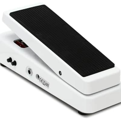 Dunlop 105Q Cry Baby Bass Wah image 2