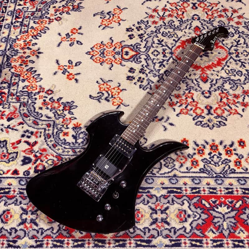 B.C. Rich Mockingbird