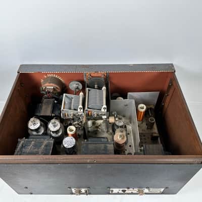 Vintage EF Johnson Viking II Tube Radio Transmitter image 2