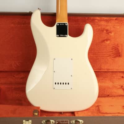 Fender American Vintage II 1961 Stratocaster Left-Hand Rosewood Fingerboard Olympic White V25751 image 2