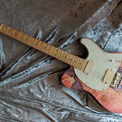 GB Liuteria Traditional Tele maple pink and purple resin image 9