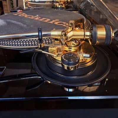 Technics SL1200LTD GOLD Turntable - Excellent Condition image 3