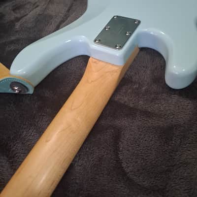 sterling stingray short scale image 5