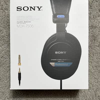 Sony MDR-7506 Studio Headphones image 1